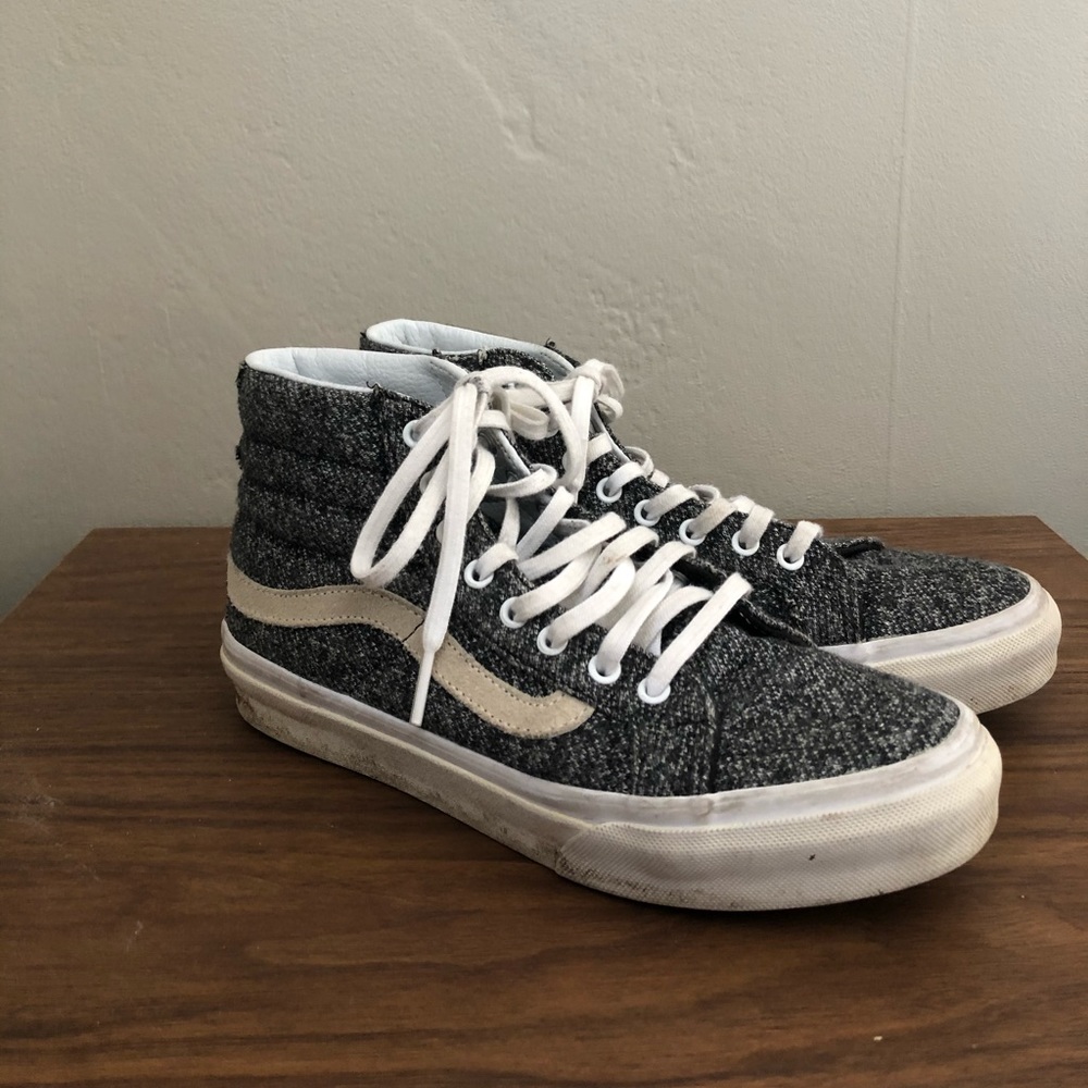 Vans - Picture 3 of 4